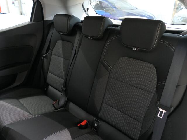 Renault CLIO 1.0 TCe Intens - Occasion Lease vanaf ¤574 p/m - Dealer onderhouden! - Navi - Sensor achter - Inklapbare spiegels - Allseasons