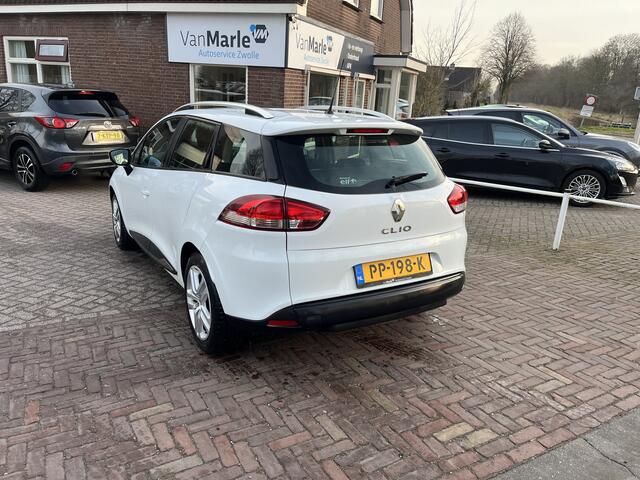 Renault CLIO Estate 0.9 TCe Zen NAVI CARPLAY