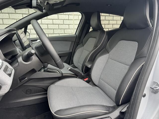 Renault CLIO 1.6 E-Tech Full Hybrid 145 Techno | Apple CarPlay / Android Auto | Achteruitrijcamera | Climate Control | Navigatie |