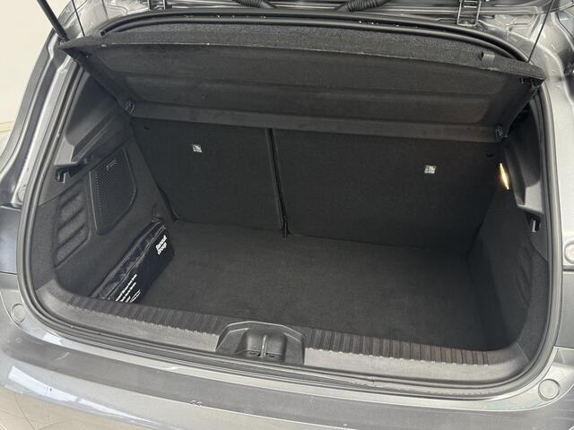 Renault CLIO 1.6 E-Tech Full Hybrid 145 esprit Alpine | Stoelverwarming | BOSE-Audiosysteem | All-Season banden | Adaptive Cruise Control |