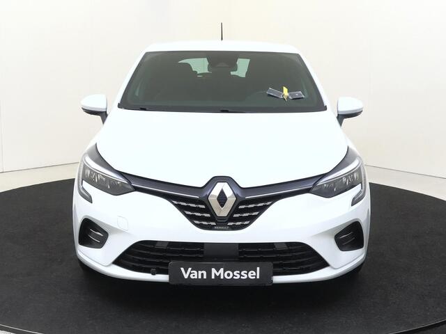 Renault CLIO 1.6 E-Tech Hybrid 140 PK Intens Climate Control Stoelverwarming | Camera | Mediascherm | Parkeersensoren