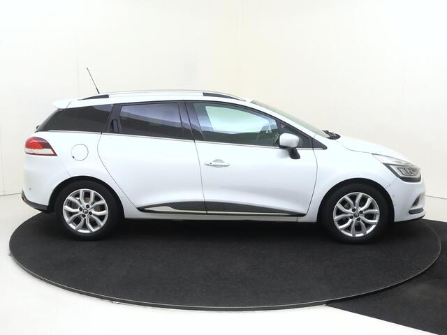 Renault CLIO Estate 0.9 TCe 90 PK Intens | Navigatie | Parkeer Camera | Parkeersensoren | Bose Audio | Airco | Multimedia Scherm In Hoofdsteun