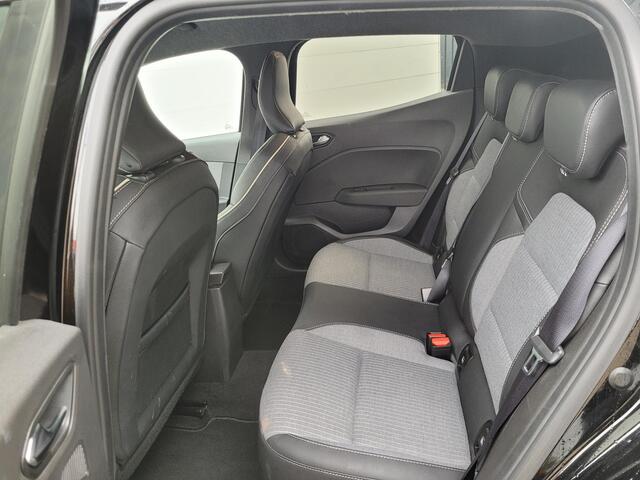 Renault CLIO 1.6 E-Tech Full Hybrid 145 techno | Groot Navigatie | Camera | 17 Inch | Half Leder