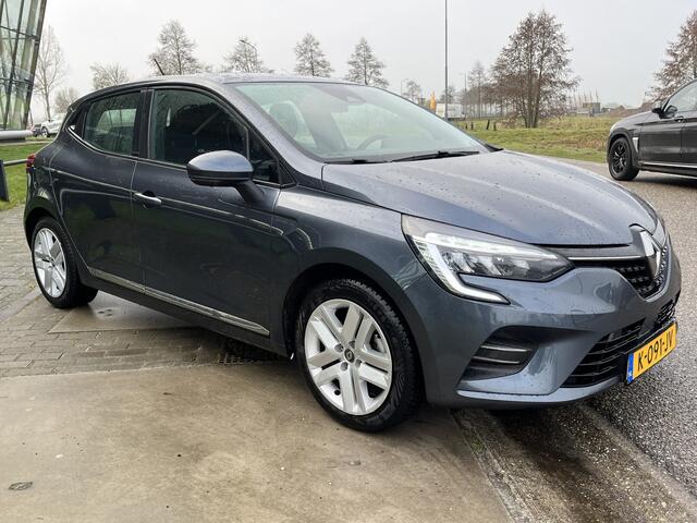 Renault CLIO 1.6 E-Tech Hybrid 140PK / Dealer onderhouden / Automaat / Apple Carplay - Android Auto / Cruise /