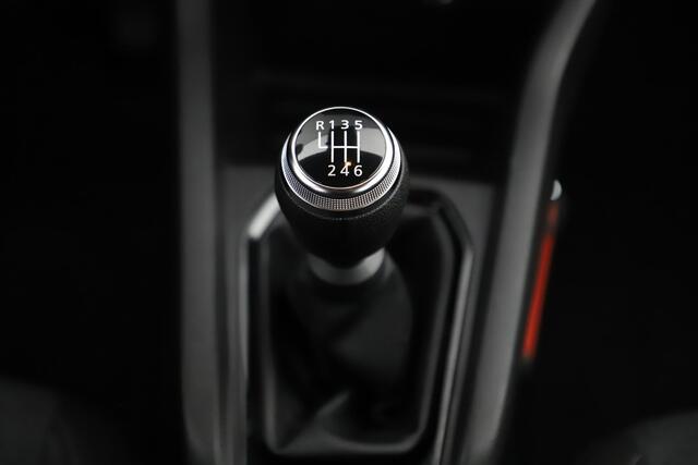 Renault CLIO 1.0 TCe 90 Equilibre Navigatie Carplay Android Airco Cruise Control LED Rijstrooksensor Parkeersensor