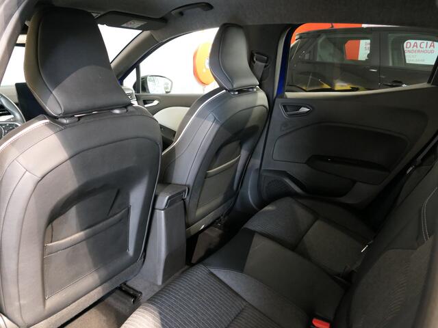 Renault CLIO 1.0 TCe 90 Techno - Dealer onderhouden - Dodehoek - Adaptive cruise - Groot scherm - Sensor v+a