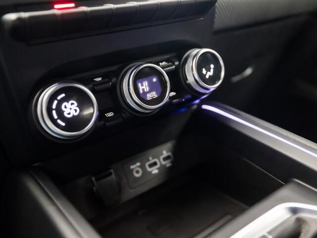 Renault CLIO 1.0 TCe R.S. Line (VIRTUAL COCKPIT, APPLE CARPLAY, GROOT NAVI, CLIMATE, LEDER, 360 CAMERA, SPORTSTOELEN, GETINT GLAS, ZWART HEMEL, NIEUWSTAAT)