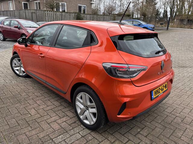 Renault CLIO 5DRS 1.6 E-Tech Full Hybrid Automaat Evolution Full LED / Carplay / Cruise control