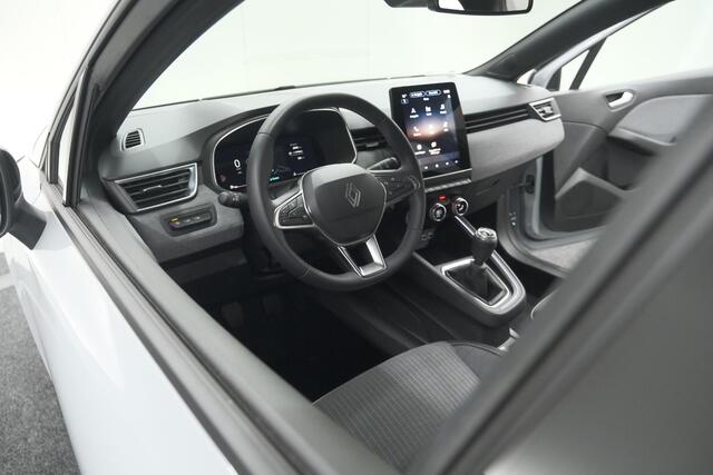 Renault CLIO TCe 90 GPF techno | 360 Camera | Adaptieve Cruise Control | 9.3 Inch Groot Scherm | voor- en achtersensoren