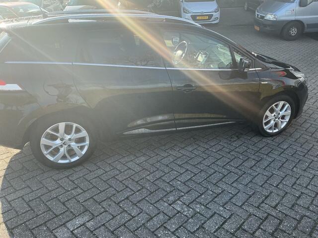 Renault CLIO 0.9 TCE LIMITED