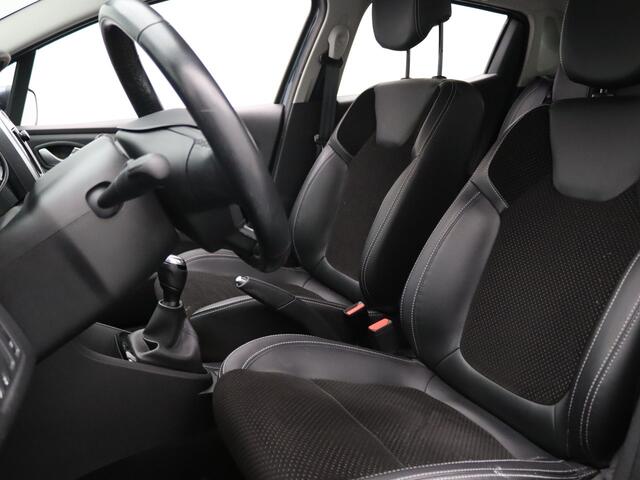 Renault CLIO 0.9 TCe Intens 90pk Camera | Cruise | Navi | Parkeersens. v+a