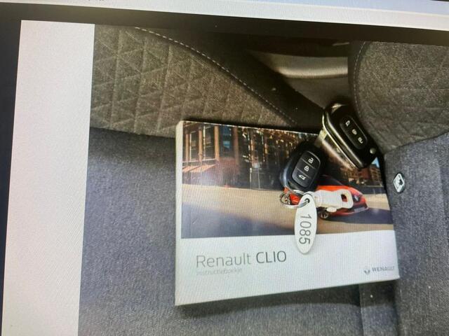 Renault CLIO 1.0 TCe Zen RIJKLAAR / NAVI / PDC / AIRCO / CRUISE / CARPLAY / A