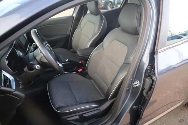 Renault CLIO 1.0 TCe Intens 101PK Half Leder 16 inch LMV Navigatie Carplay Android Airco Cruise Control LED Rijstrooksensor Parkeersensor