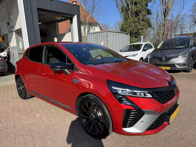 Renault CLIO 1.6 E-Tech 145 esprit Alpine+Winter+Bose+360!!