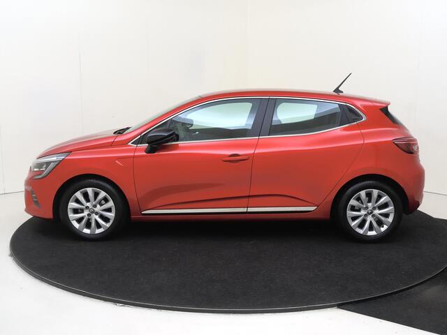 Renault CLIO 1.0 TCe 100 PK Intens Navigatie | Climate Control | Groot Scherm | 360 Camera | Parkeersensoren | Android Auto | Apple Carplay