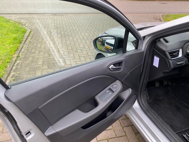 Renault CLIO 1.0 TCE 90 EQUILIBRE