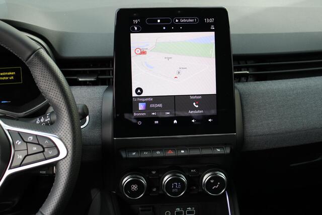 Renault CLIO 1.6 E-Tech Full Hybrid 145 techno | Stoel en stuurverwarming | Achteruitrijcamera | Climate control