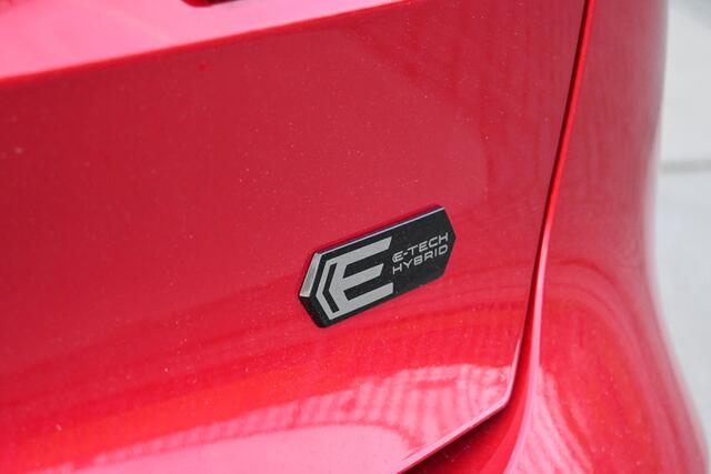 Renault CLIO esprit Alpine | Achteruitrijcamera | Elektronisch geregelde airconditioning | Grille in zwart met daarin verwerkt 113 Renault logo's