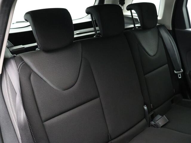 Renault CLIO 0.9 TCe Zen | Trekhaak | 1200KG Trekgewicht | Airco | navigatie.