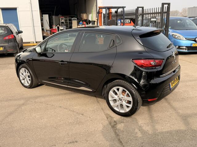 Renault CLIO 0.9 TCe Limited, REVISIE MOTOR MET NIEUWE KETTINGSET, AIRCO(CLIMA), CRUISE CONTROL, PARKEERSENSOREN, GROOT NAVIGATIE, 4X ELEK-RAMEN, BLUETOOTH-RADIO-USB-AUX, ISOFIX, LED DAGRIJVERLICHTING, CENT-VERGRENDELING, LM-VELGEN