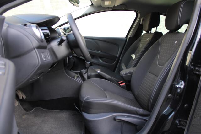 Renault CLIO 0.9 TCe Limited Cruise Control, Airco, Navigatie, DAB Radio, Keyless start, Parkeersensor achter