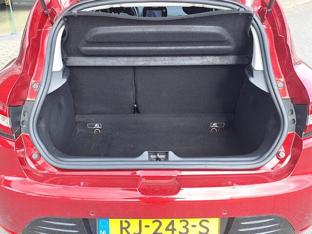 Renault CLIO 0.9 TCe Limited | Airco | CC | Navi | Prem Audio | LM velgen |