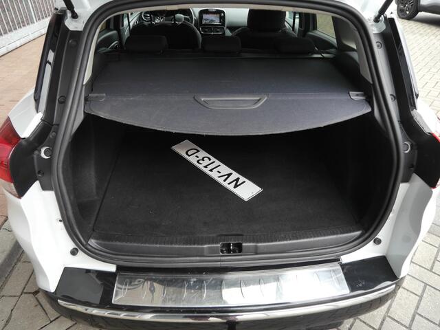 Renault CLIO Estate 0.9 TCe Limited | Airco | Navigatie | Lichtmetalen velgen | Trekhaak | Parkeersensoren achter | Cruise control | Armsteun voor | Extra getint glas