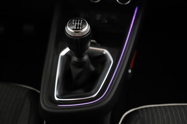 Renault CLIO 1.0 TCe Intens Half Leder Navigatie Carplay Android 16 inch LMV Sfeerverlichting LED Clima Cruise Parkeersensor