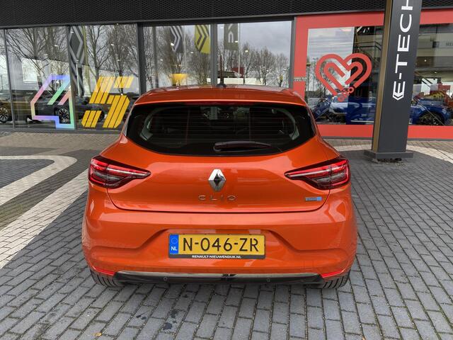 Renault CLIO 1.6 E-Tech Hybrid 140 Intens / CLIMATE CONTROL / PDC + CAMERA / APPLE & ANDROID CARPLAY / 17" INCH VELGEN /