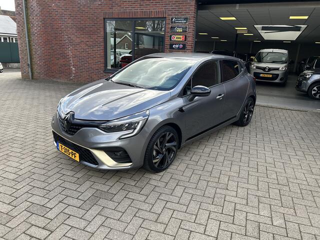 Renault CLIO 1.6 E-Tech Hybrid 145 E-Tech Engineered