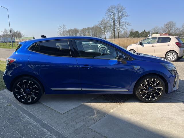 Renault CLIO 1.6 E-Tech Full Hybrid 145 esprit Alpine / 360' Camera / Apple Carplay - Android Auto / Blind spot / LMV /