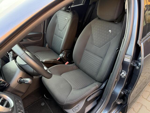 Renault CLIO 0.9 TCe Limited Stoelverwarming, Navi, Cruise, Garantie