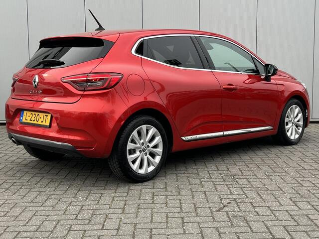 Renault CLIO 1.0 TCe Intens / Navigatie / Cruise Control / 16"Lm / Getinte Ramen / All Season /
