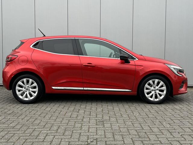 Renault CLIO 1.0 TCe Intens / Navigatie / Cruise Control / 16"Lm / Getinte Ramen / All Season /