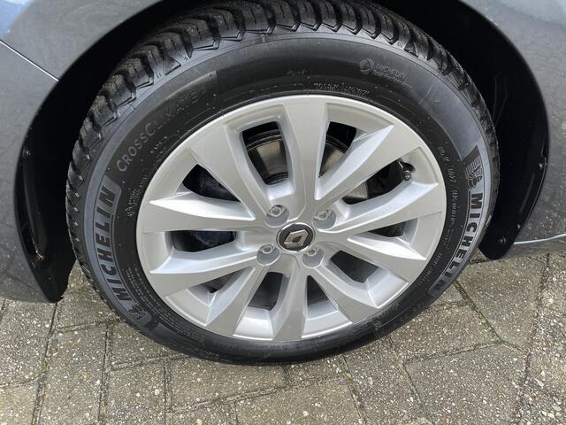 Renault CLIO 1.0 TCe Intens / PARKEERSENSOREN / APPLE CARPLAY / ANDROID AUTO / LICHT METALEN VELGEN 16 INCH