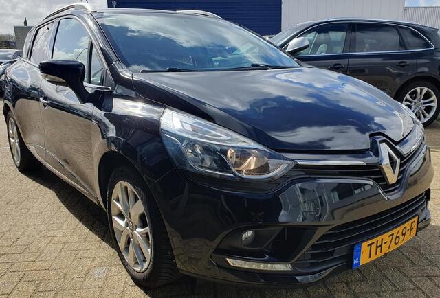 Renault CLIO Estate 0.9 TCe Limited 90PK | Nette Staat | NL AUTO | NIEUWE APK | Airco | Parkeersensoren | Navigatie | Cruise Control | Armsteun | Keyless Entry | Keyless Start | Lederen Stuurwiel | Led dagrijverlichting | Lichtmetalen Velgen | Mistlampen |