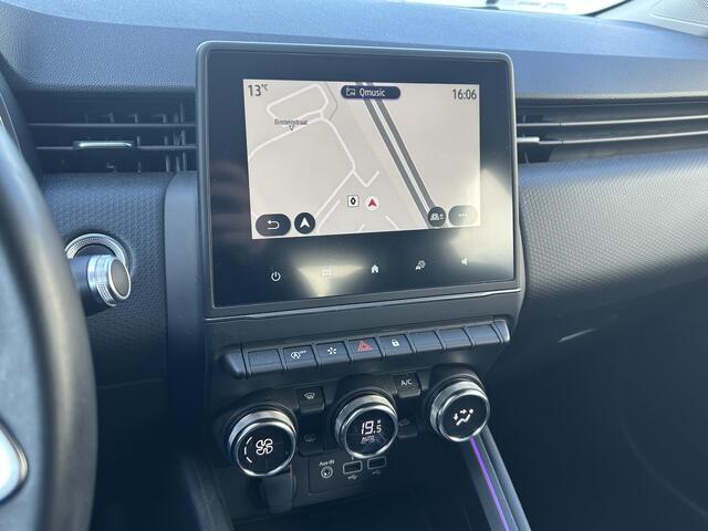 Renault CLIO 1.3 TCe Intens | Automaat | Navigatie | Parkeersensoren Achter | Cruise Control |