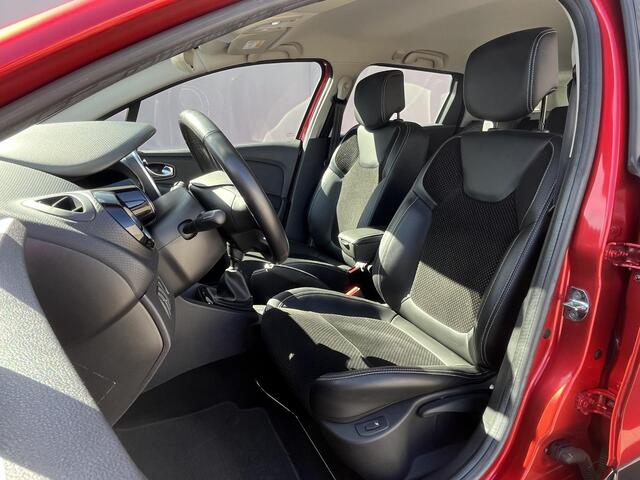 Renault CLIO Estate TCe 90 Intens / Navigatie / Bluetooth / Dealer Onderhouden / Airco / Cruise Control / Stoelverwarming/ Trekhaak /