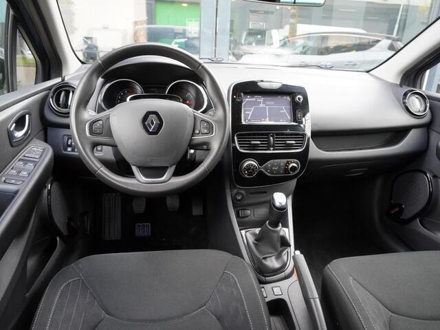 Renault CLIO TCe 90 Limited / 26.000KM / 1E EIGENAAR / NL AUTO / DEALER OND. / NAVI / PDC A / PRIV GLASS / DAB+ / CLIMATE / CRUISE / KEYLESS / BLUETOOTH / START / STOP / 16'' LMV