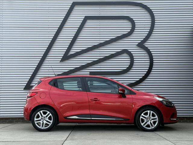 Renault CLIO 0.9 TCe Limited 1e Eigenaar|Navi|Airco|PDC|Cruise|Stoelverwarming|Dealer Onderhouden|Nieuwe APK bij Aflevering