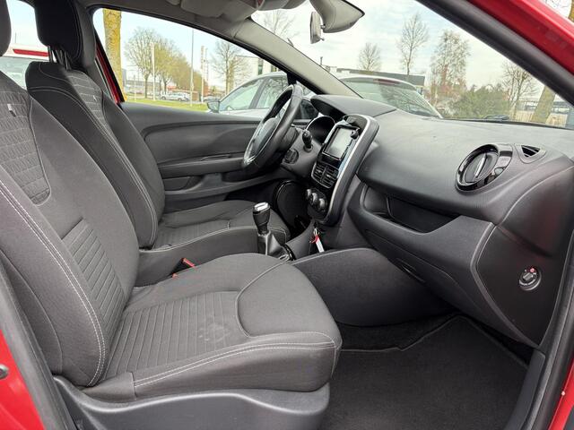 Renault CLIO 0.9 TCe Limited 1e Eigenaar,Trekhaak,Airco,Cruise,Lm velgen,Weinig Km,Nieuwe Apk bij Aflevering