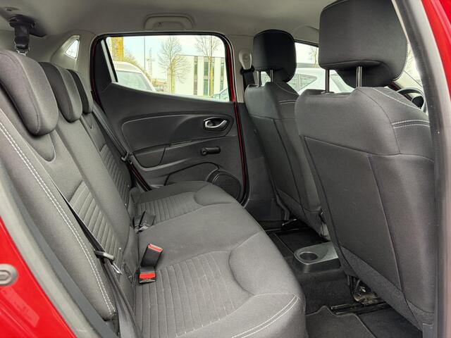 Renault CLIO 0.9 TCe Limited 1e Eigenaar,Trekhaak,Airco,Cruise,Lm velgen,Weinig Km,Nieuwe Apk bij Aflevering