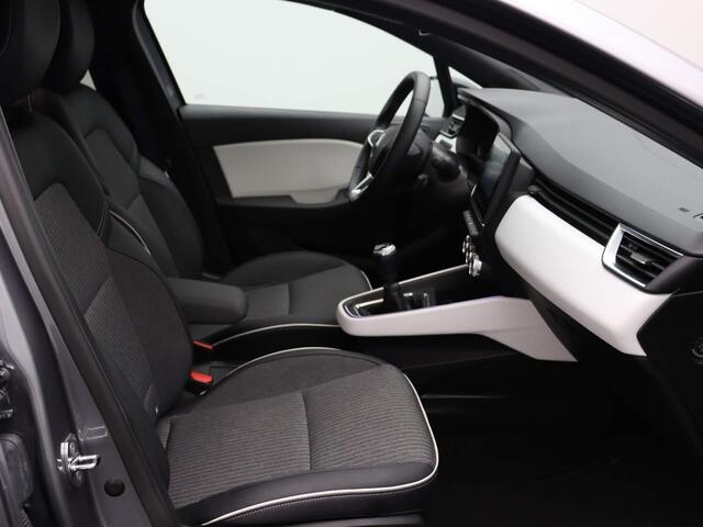 Renault CLIO TCe 90pk Techno | 17"' LMV | Cruise control | Climate Control | Navigatie | Achteruitrijcamera |