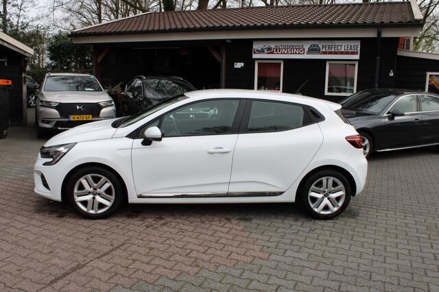 Renault CLIO 1.0 TCE ZEN - Cruise - Navi - Trekhaak - Lane assist