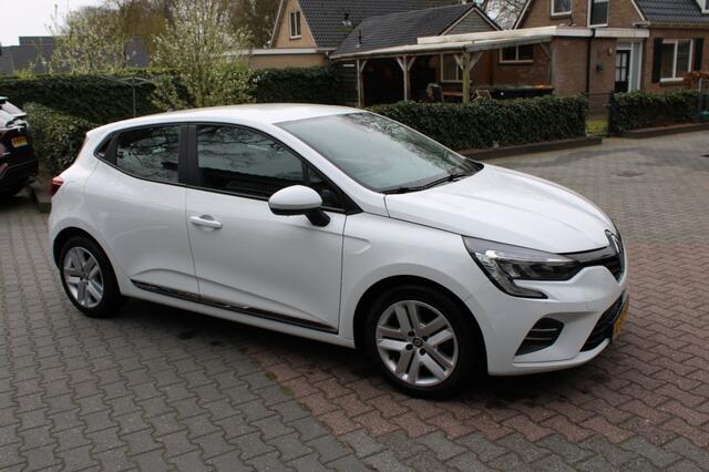 Renault CLIO 1.0 TCE ZEN - Cruise - Navi - Trekhaak - Lane assist