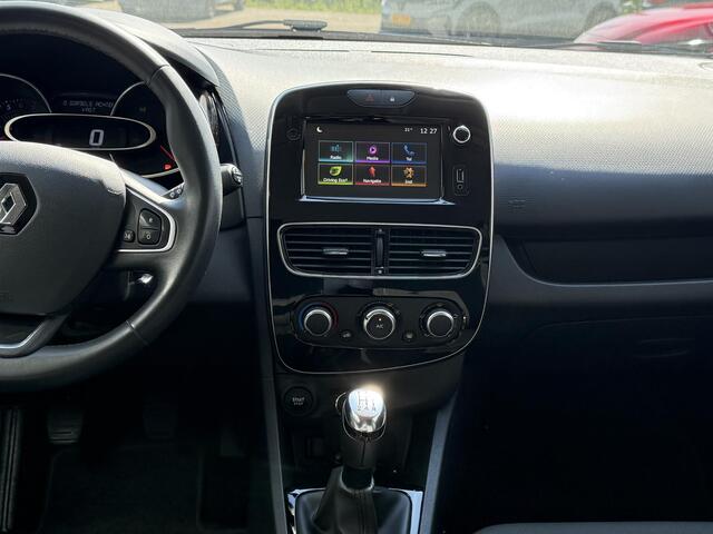 Renault CLIO Estate 0.9 TCe Limited | NAP | Navigatie | DAB | Parkeersensoren | Cruise Control | Airco | Key-less |