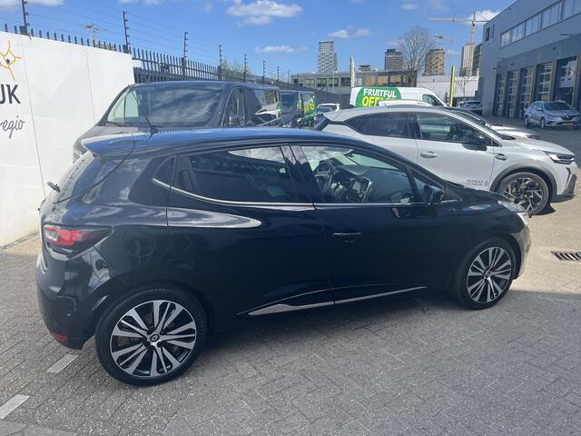Renault CLIO 1.2 TCe Initiale / AUTOMAAT / CAMERA / LEDER / VOORSTOELEN VERWARMD / MIDDENARMSTEUN