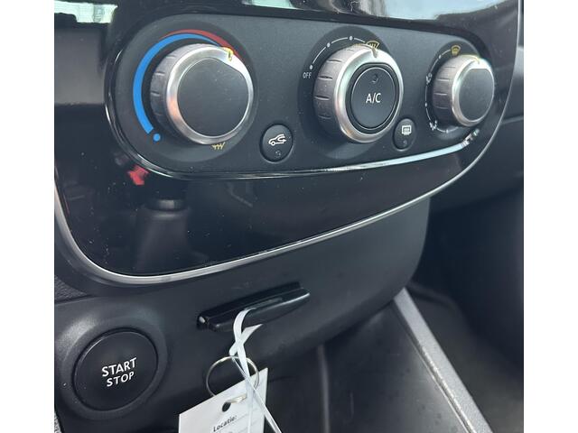 Renault CLIO 0.9 TCe Limited | Nette Staat | Volledige Onderhoudshistorie | Navigatie | Cruise Control | Airco | Parkeersensoren | Lichtmetalen Velgen |
