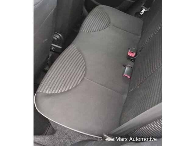 Renault CLIO Estate zeer nette auto. 0.9 TCe Limited CARPLAY/NAV.