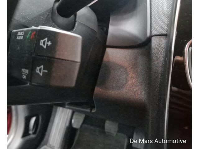 Renault CLIO Estate zeer nette auto. 0.9 TCe Limited CARPLAY/NAV.